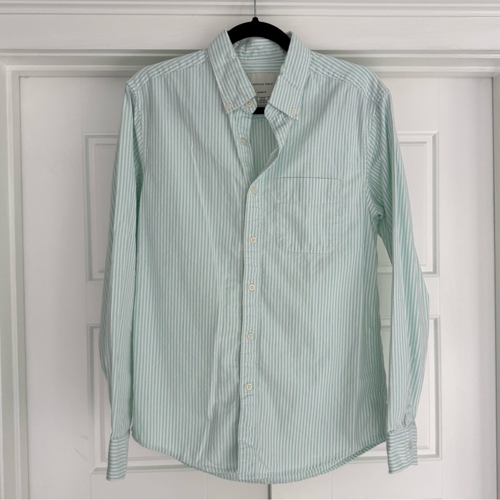 American Eagle Classic Fit 100% Cotton Striped Oxford Button Down - Men’s Small